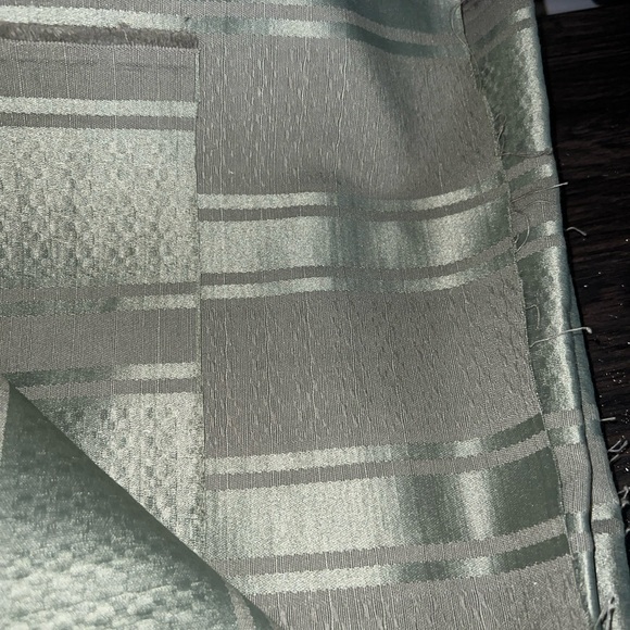 2 Yards Of Green Striped Fabric Home Interior Crafts Costumes Pillows - Picture 4 of 5